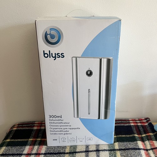 Blyss mini dehumidifier 300ml - blyss,