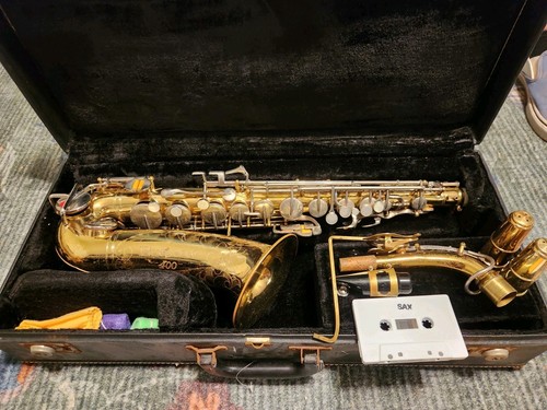 Buescher 400 alto saxophone - buescher,