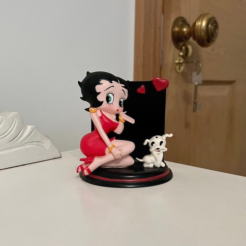 Betty boop blowing kisses with - betty,