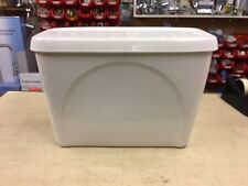 Twyfords Venus close coupled cistern in White, NO FITTINGS, very rare.