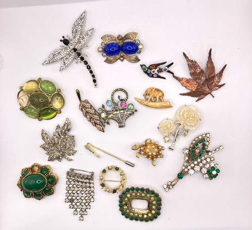 Broken brooches bundle joblot