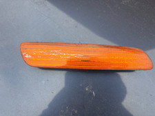 VOLVO S40 2002 DRIVER'S SIDE FRONT BUMPER INDICATOR LIGHT BREAKING CAR  SPARES