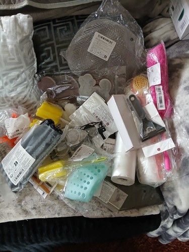 Random amazon bundle - amazon, bundle,