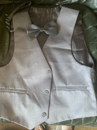 Boy grey waistcoat and - grey, bow