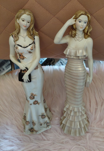 Gorgeous pair leonardo - of,