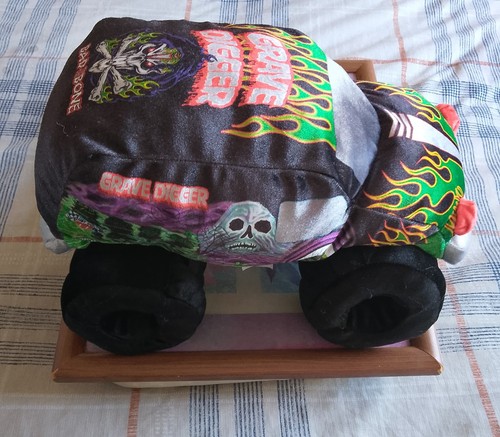 Monster jam grave digger - monster,