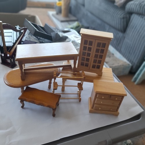 Dolls house furniture - dolls,