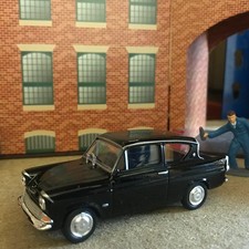 FORD Anglia   (Oxford/Cararama