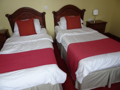 Bedroom suite single beds - suite,