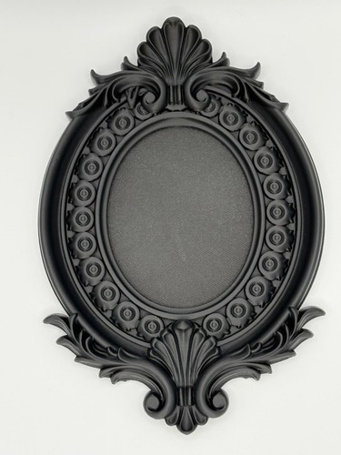 Gothic baroque black oval - baroque,