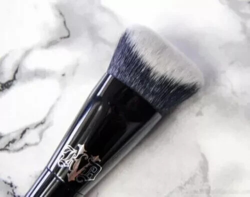 Kat von kvd vegan beauty - kat,