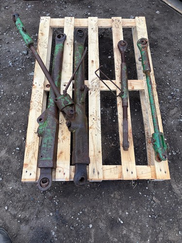 John deere 3130 rear linkage - rear,