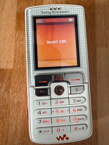 Sony ericsson w800 - sony,
