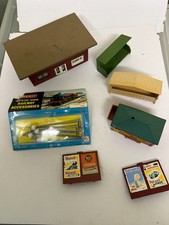 OO Station Buildings and