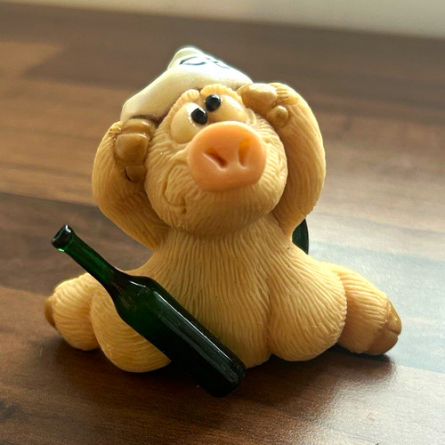 Piggin pig figure paralytic - piggin’,