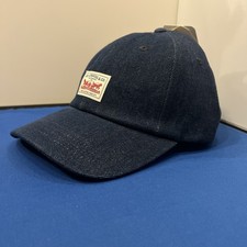 BNWT Levis dark blue indigo