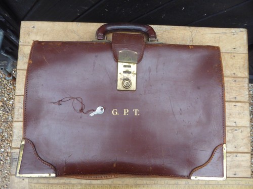 Vintage leather briefcase - vintage,