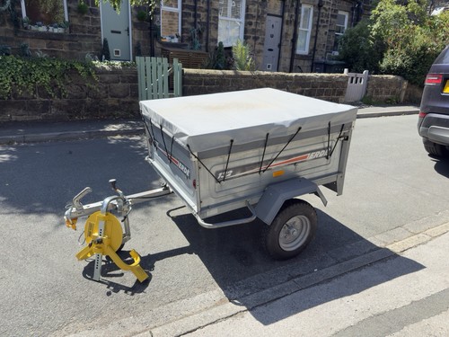 Erde 132 trailer with - erde, top
