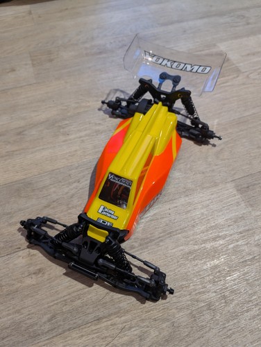 Yokomo ro2 buggy - yokomo,