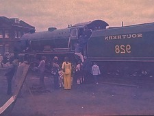 77  Mixed Format  Colour