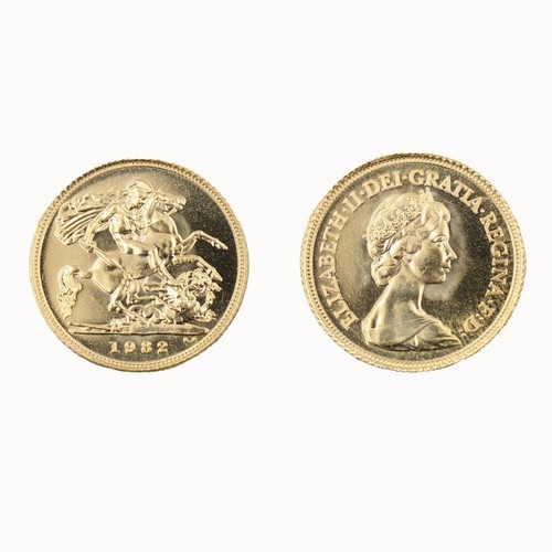 Royal mint gold coin 1982 - royal,