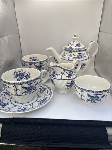 Vintage blue white tea set - blue,