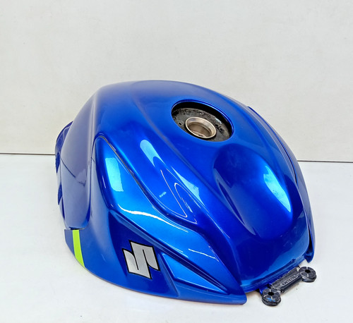 Suzuki gsxr 600 750 - suzuki,