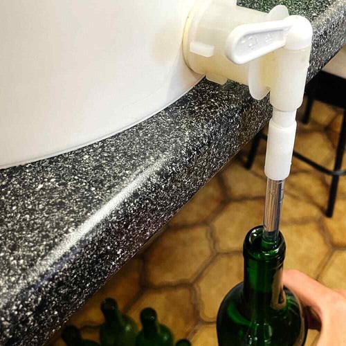 Bottle filling system for - filling,