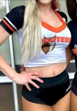 HOOTERS LARGE GIRLS AUTHENTIC