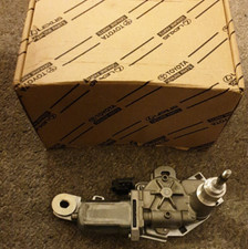 NEW GENUINE TOYOTA  REAR WIPER