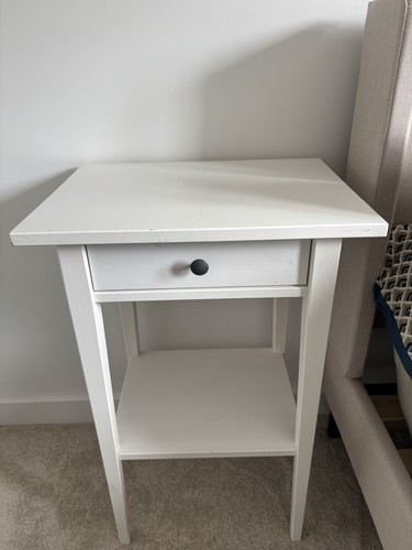 Bedside table ikea hemnes - ikea,