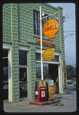Shell Gasoline sign angle view