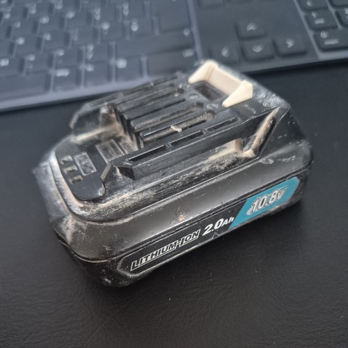 Faulty genuine makita - faulty,