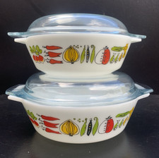 JAJ Pyrex Harvest Vegetable Pair Graduated Casserole Dishes Lids 1950s Vintage