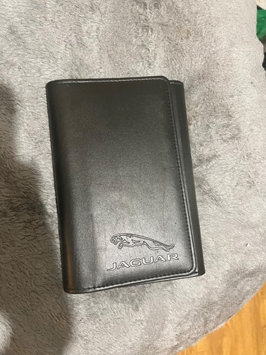Jaguar owners manual - 14-19,