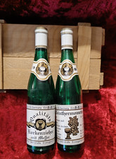 VINTAGE WEST GERMAN NOVELTY BAR SET. 2 SMALL 5" TALL BOTTLES IN A WOODEN CRATE