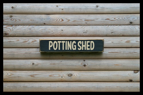 Potting shed vintage - potting, style