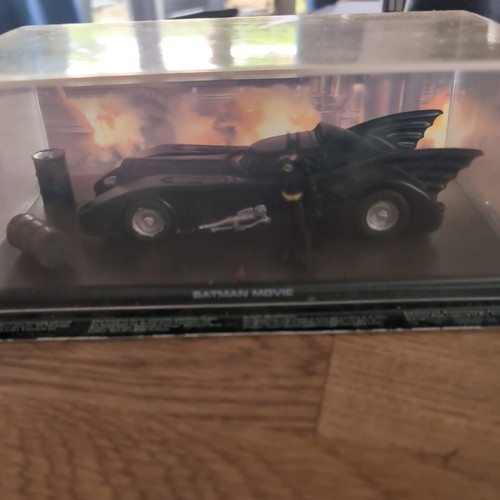 Batman movie car and - movie, figure