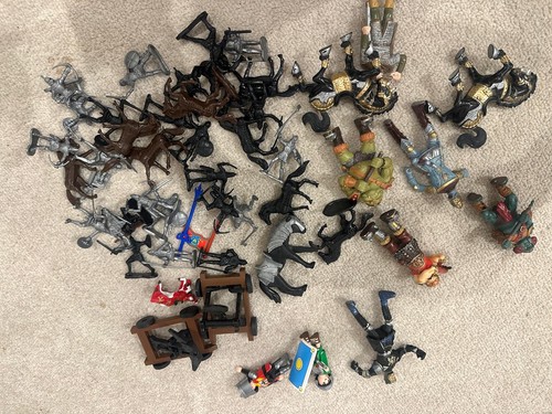 Assorted knights horses - assorted, knights,