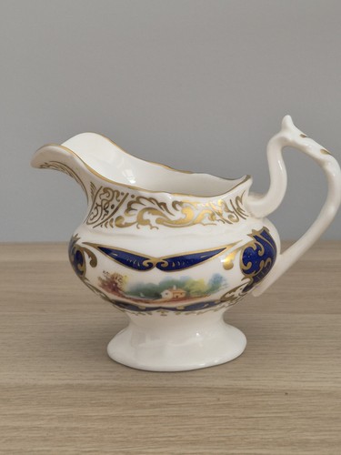 Royal worcester historical jug - worcester,