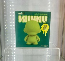 Kidrobot DIY Munny