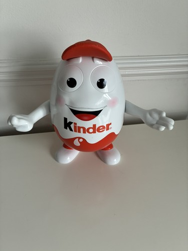 Kinder surprise egg figure - egg,