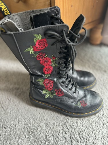 Martens embroidered vonda - embroidered,