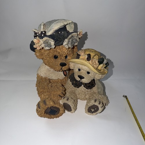 Young resin teddy bears - young,