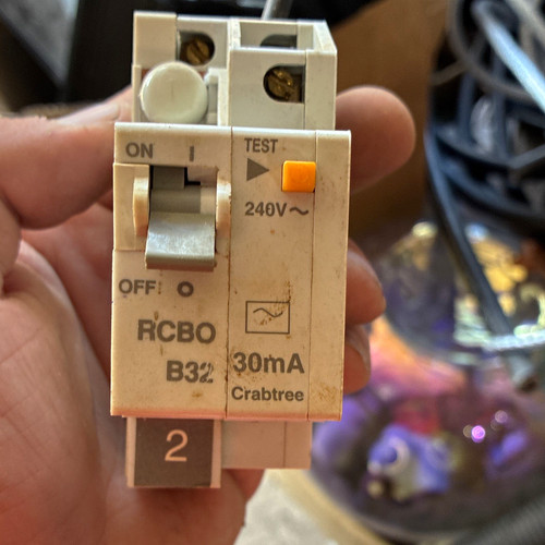 Crabtree starbreaker rcbo b32 - starbreaker,