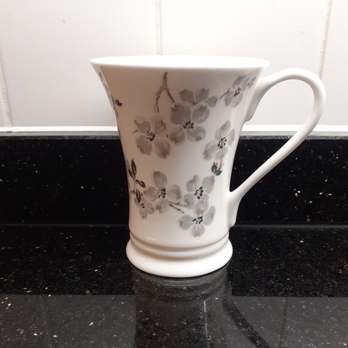 Laura ashley fine bone china - ashley,