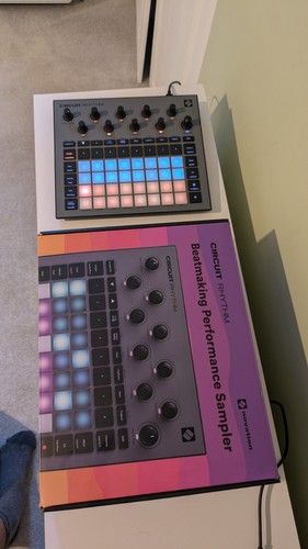 Novation circuit rhythm - circuit,