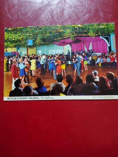 Butlins barry island postcard - barry,