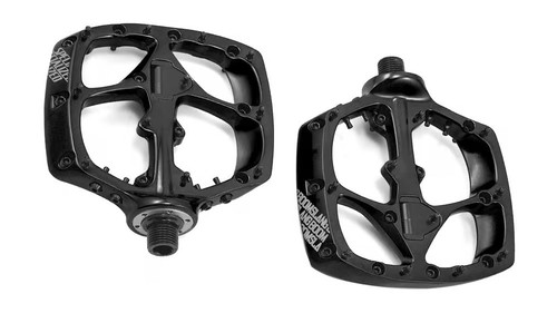 Specialized boomslang pedals - specialized,