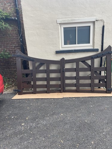 Wooden driveway gates - wooden,